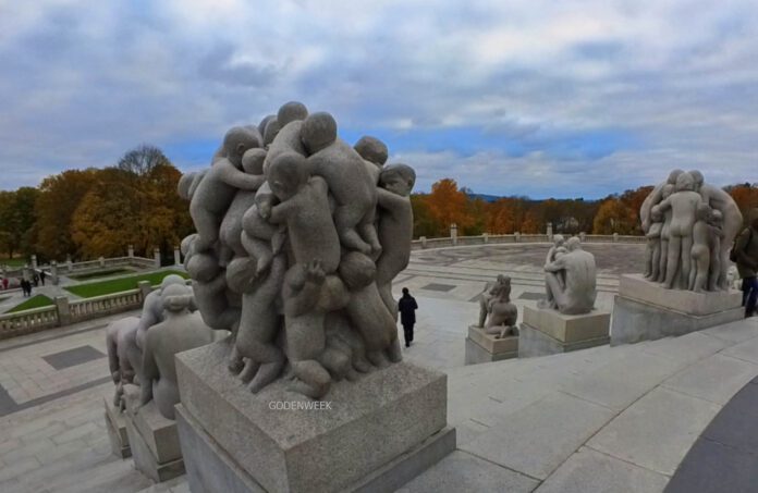 โมโนลิท Monolitten นอร์เวย์ ในสวน Vigeland Oslo